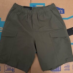 Lululemon Olive Green Cargo Pocket Shorts. Size Medium Men. NWTG